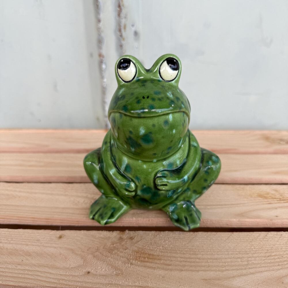 Vintage Frog Figurine Make in Japan 1980s Figure Artisan Signed